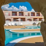 מלון דירות Kaliope 4*