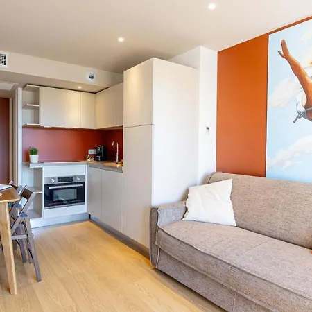 Kaliope מלון דירות 4*