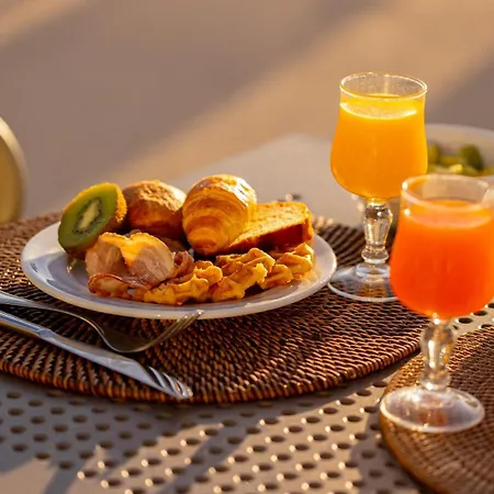 מלון דירות Kaliope 4*