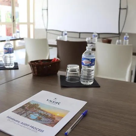 Kaliope מלון דירות 4*