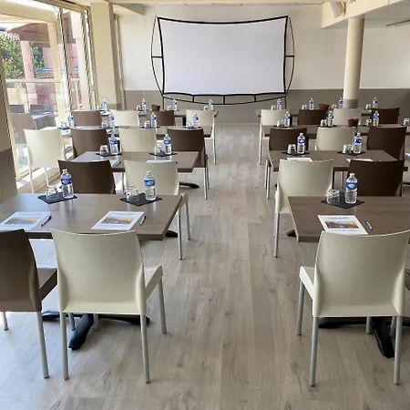 Kaliope & By Oustal Del Mar Aparthotel Le Lavandou